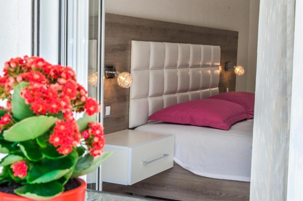 S&M Apartments Ulcinj Eksteriør billede