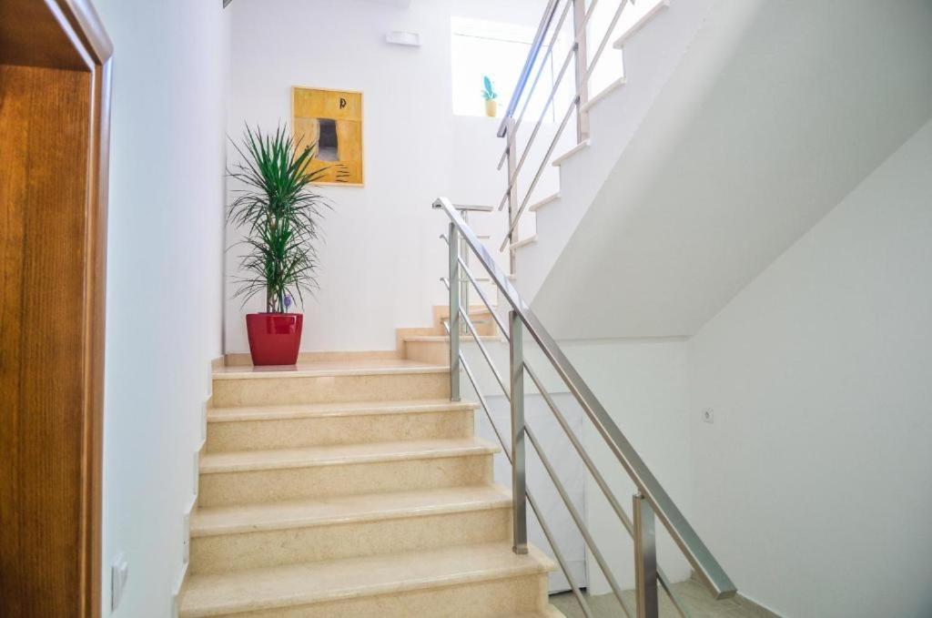 S&M Apartments Ulcinj Eksteriør billede