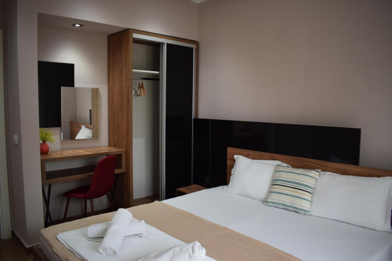 S&M Apartments Ulcinj Eksteriør billede
