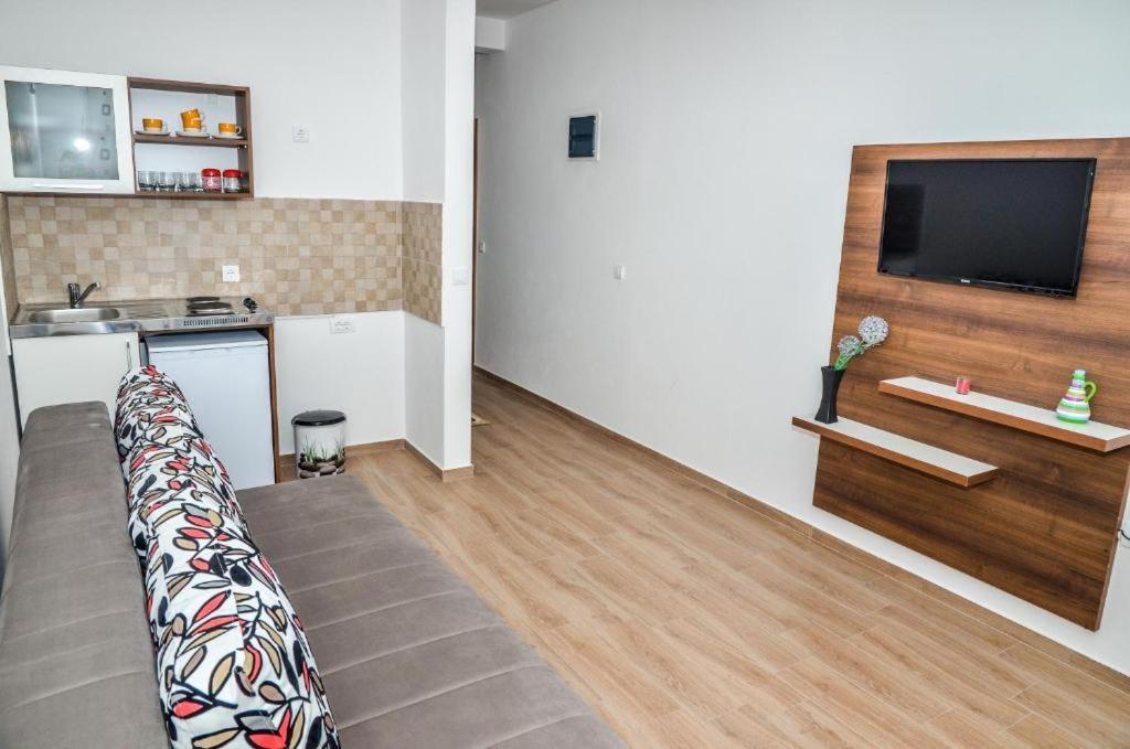 S&M Apartments Ulcinj Eksteriør billede