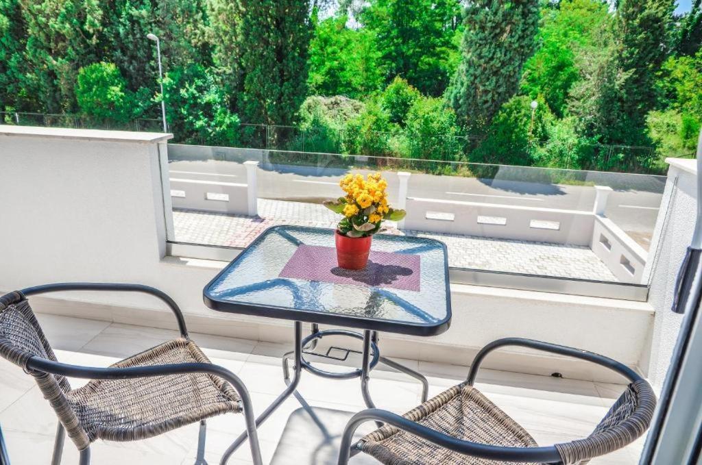 S&M Apartments Ulcinj Eksteriør billede