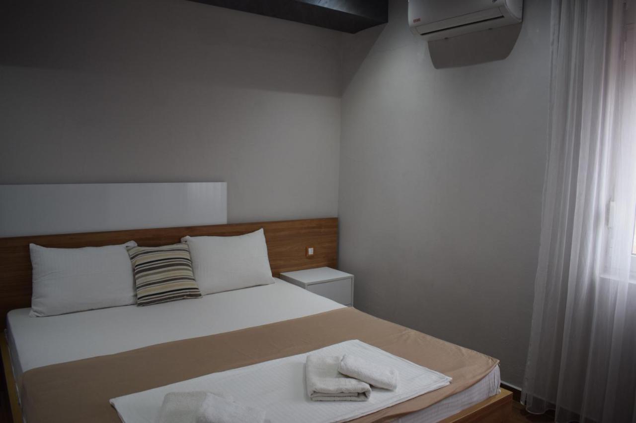 S&M Apartments Ulcinj Eksteriør billede