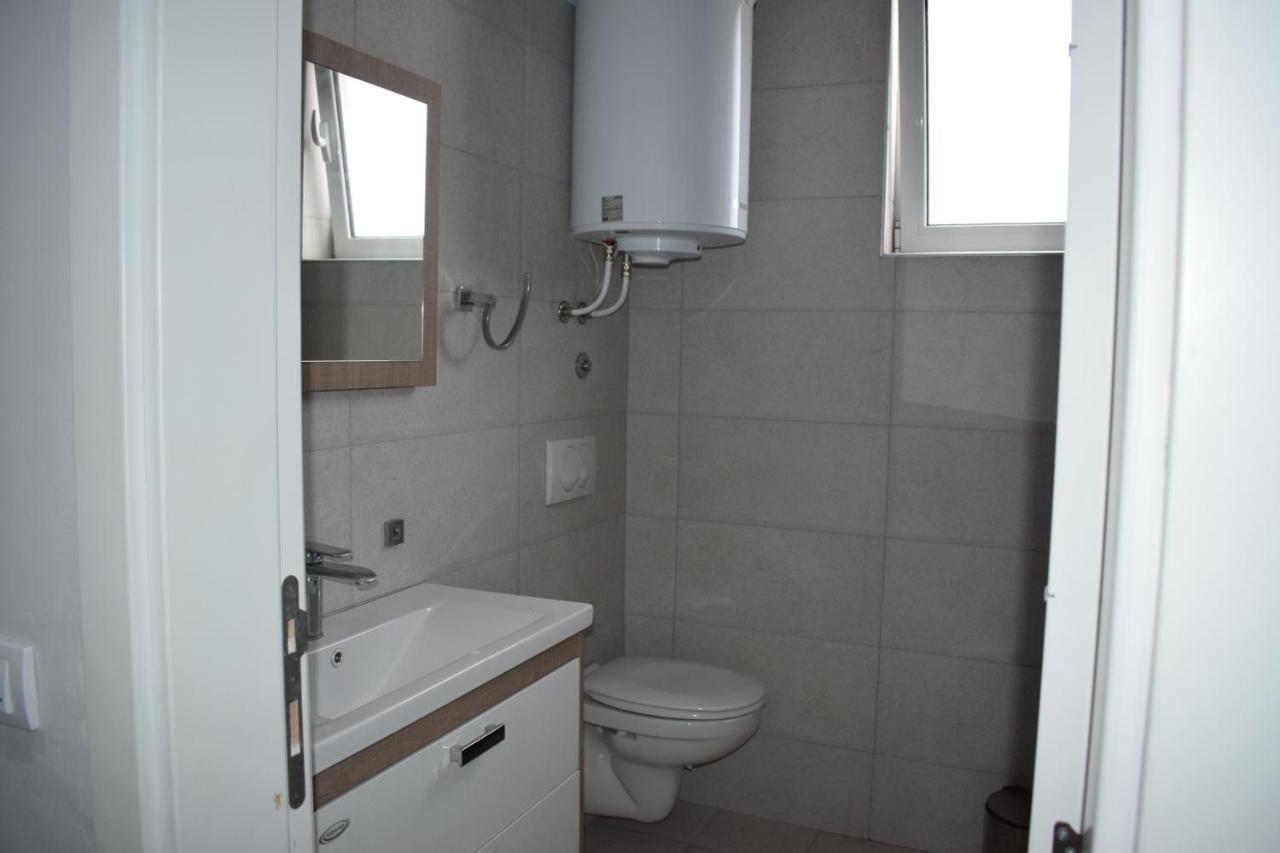 S&M Apartments Ulcinj Eksteriør billede