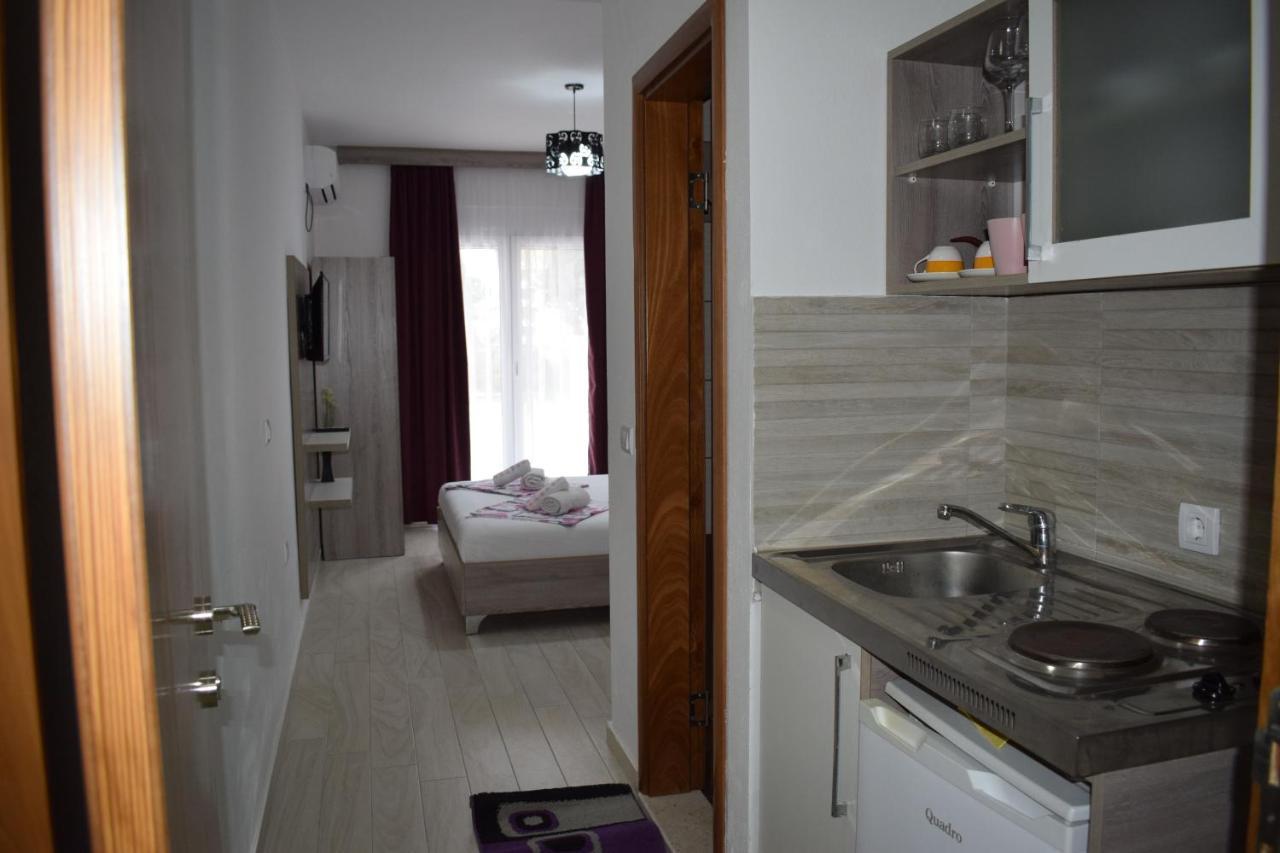 S&M Apartments Ulcinj Eksteriør billede