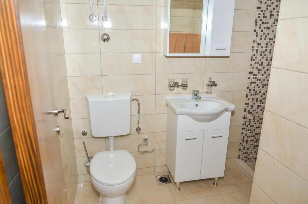 S&M Apartments Ulcinj Eksteriør billede